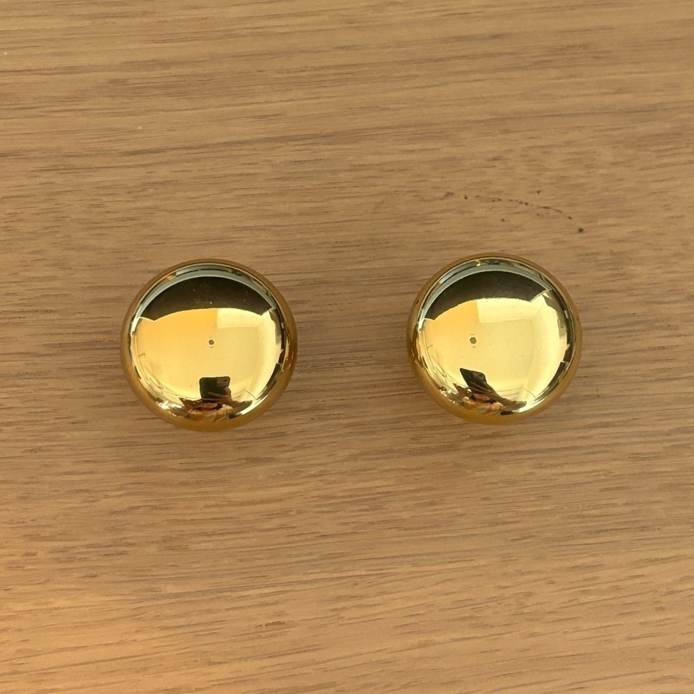 Set of 2 cabinet door knobs Solid brass.‎ New